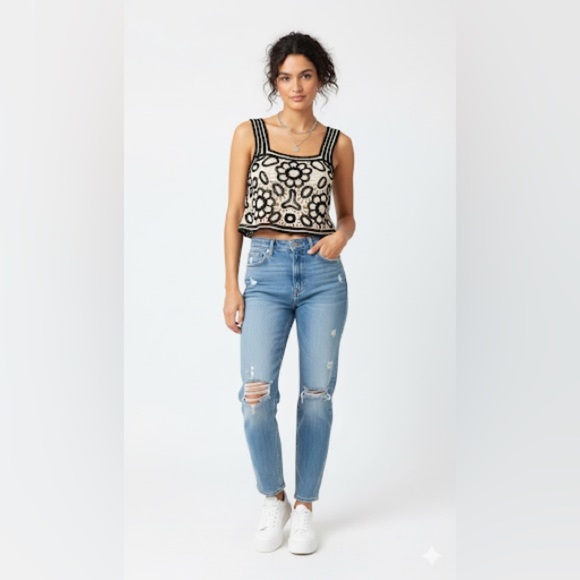 Black and Cream Floral Crochet Top - Picture 1 of 11